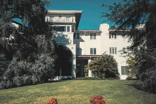 Ananda Visits SRF Shrines